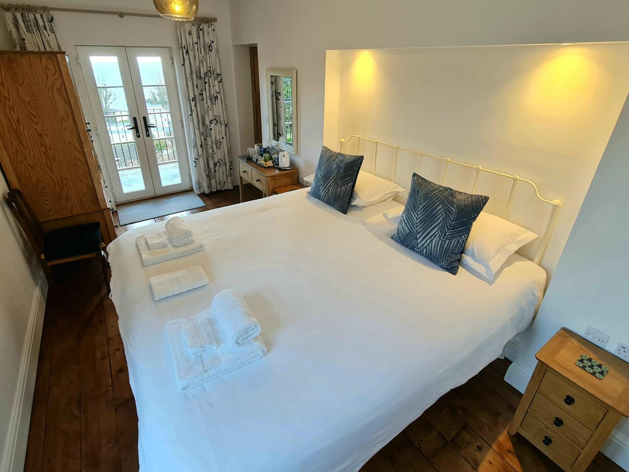Newberry Wood Guesthouse Ильфракомб Экстерьер фото